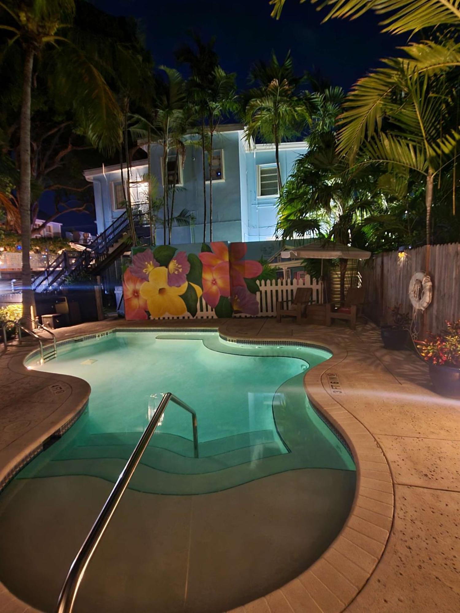 Duval Street Suite With Pool Key West Exteriér fotografie
